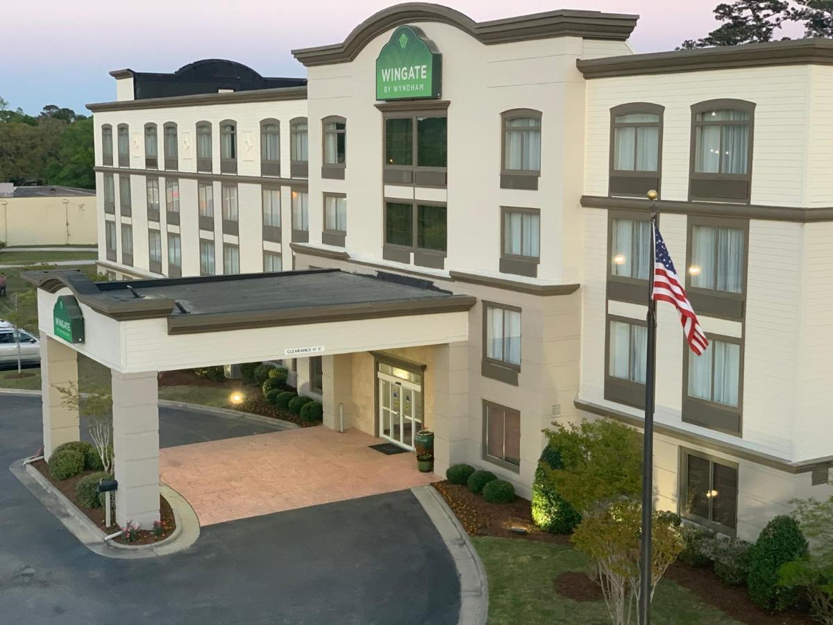 Wingate By Wyndham Southport Hotel Luaran gambar