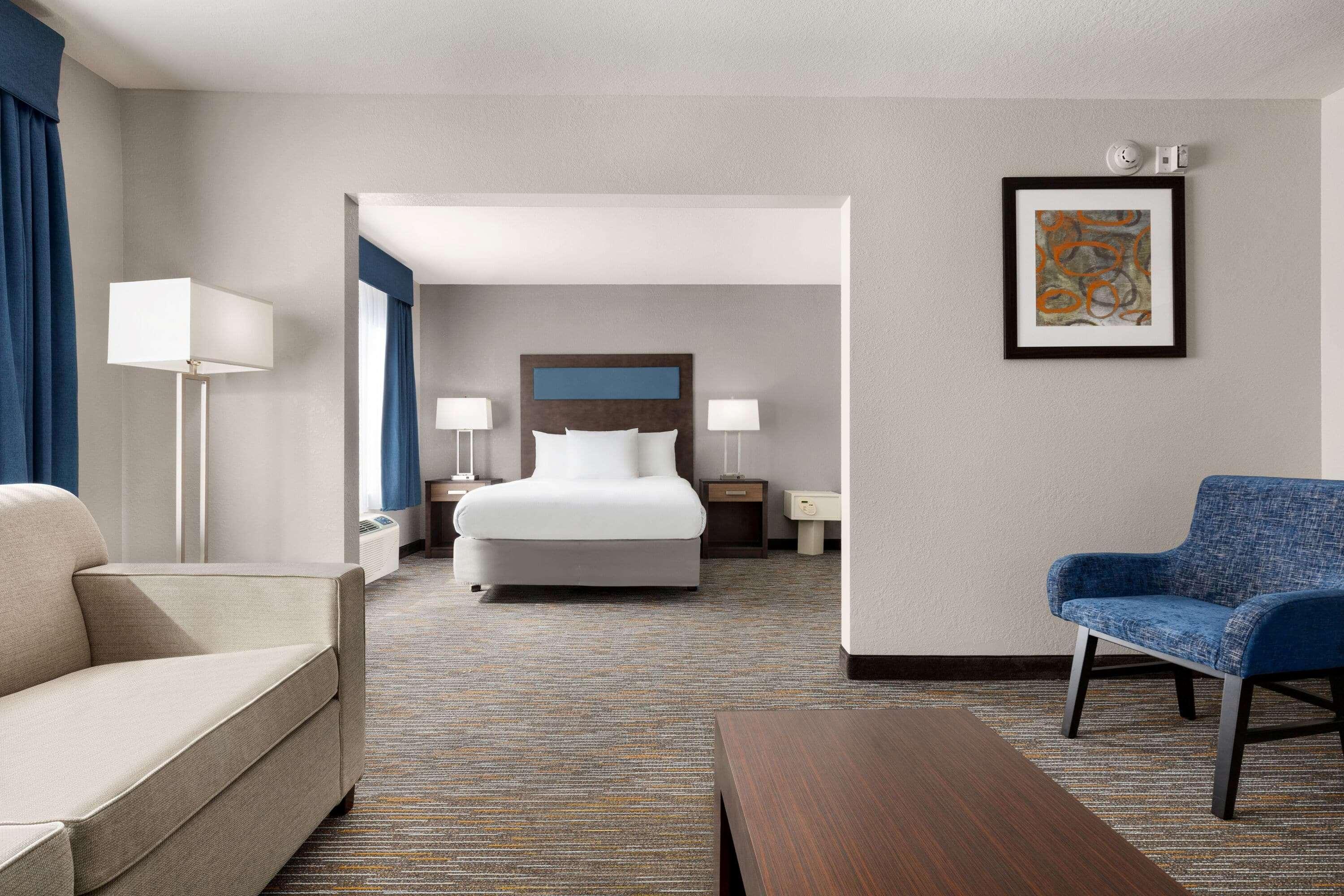 Wingate By Wyndham Southport Hotel Luaran gambar