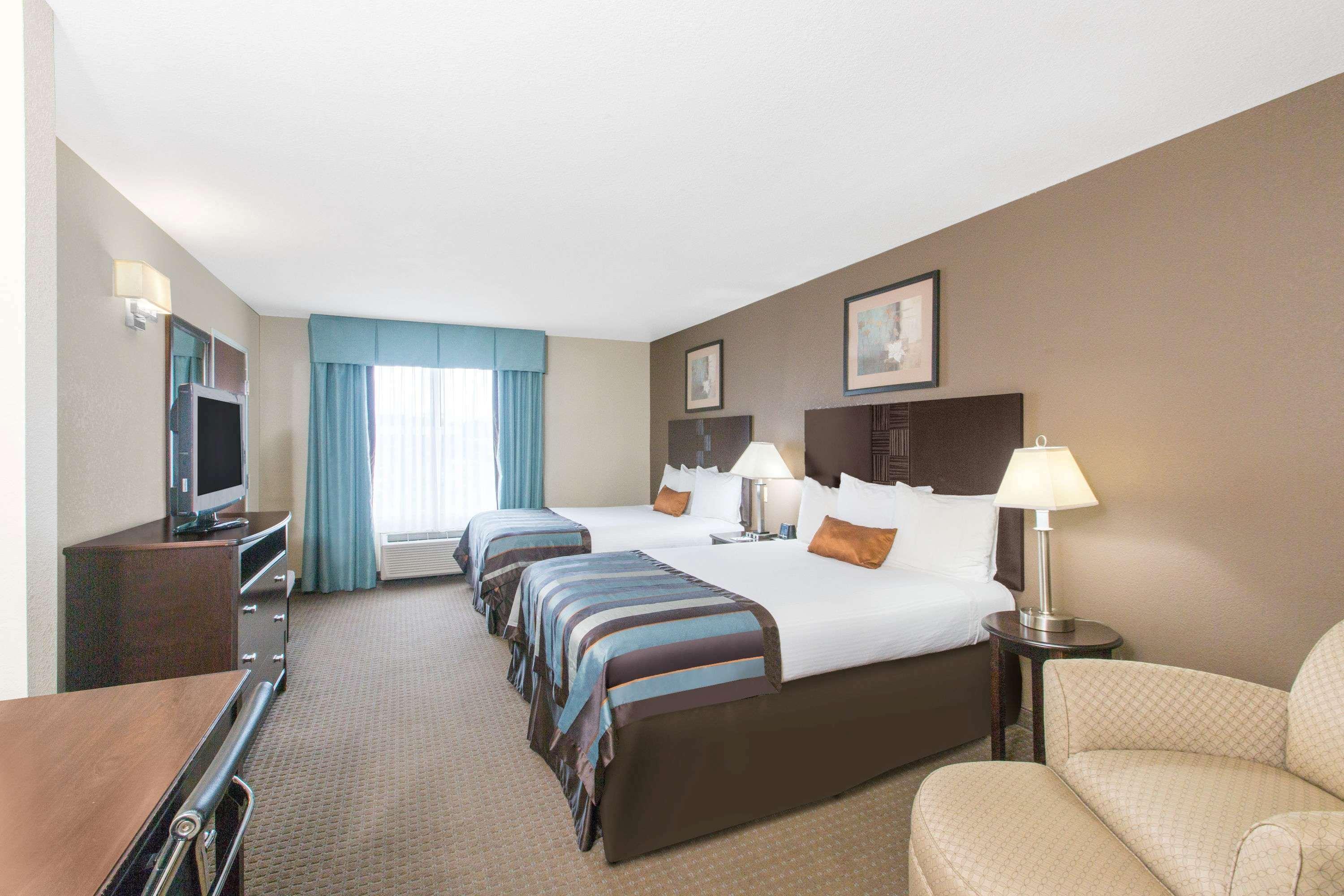 Wingate By Wyndham Southport Hotel Luaran gambar