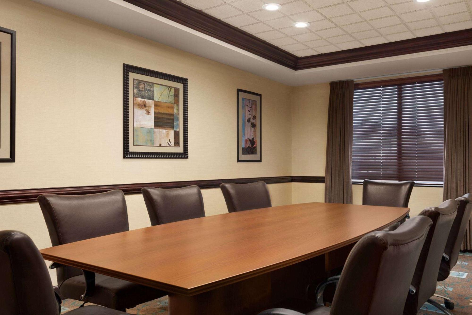 Wingate By Wyndham Southport Hotel Luaran gambar
